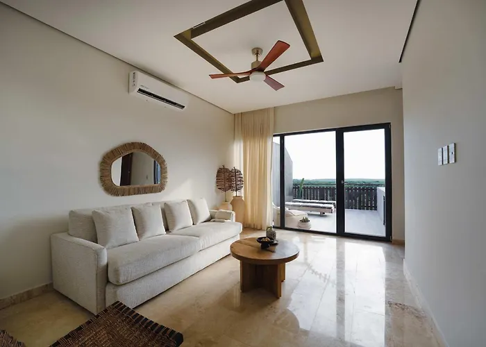Amira Luxury 3br Ph With Rooftop Pool & Shared Gym Apartment *
