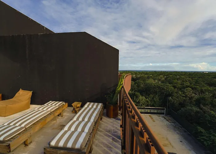 Amira Luxury 3br Ph With Rooftop Pool & Shared Gym Apartment Tulum