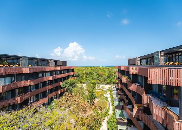 Amira Luxury 3br Ph With Rooftop Pool & Shared Gym Apartment Tulum