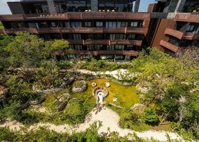 Amira Luxury 3br Ph With Rooftop Pool & Shared Gym Apartment Tulum