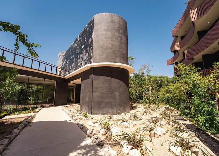 Amira Luxury 3br Ph With Rooftop Pool & Shared Gym Apartment Tulum